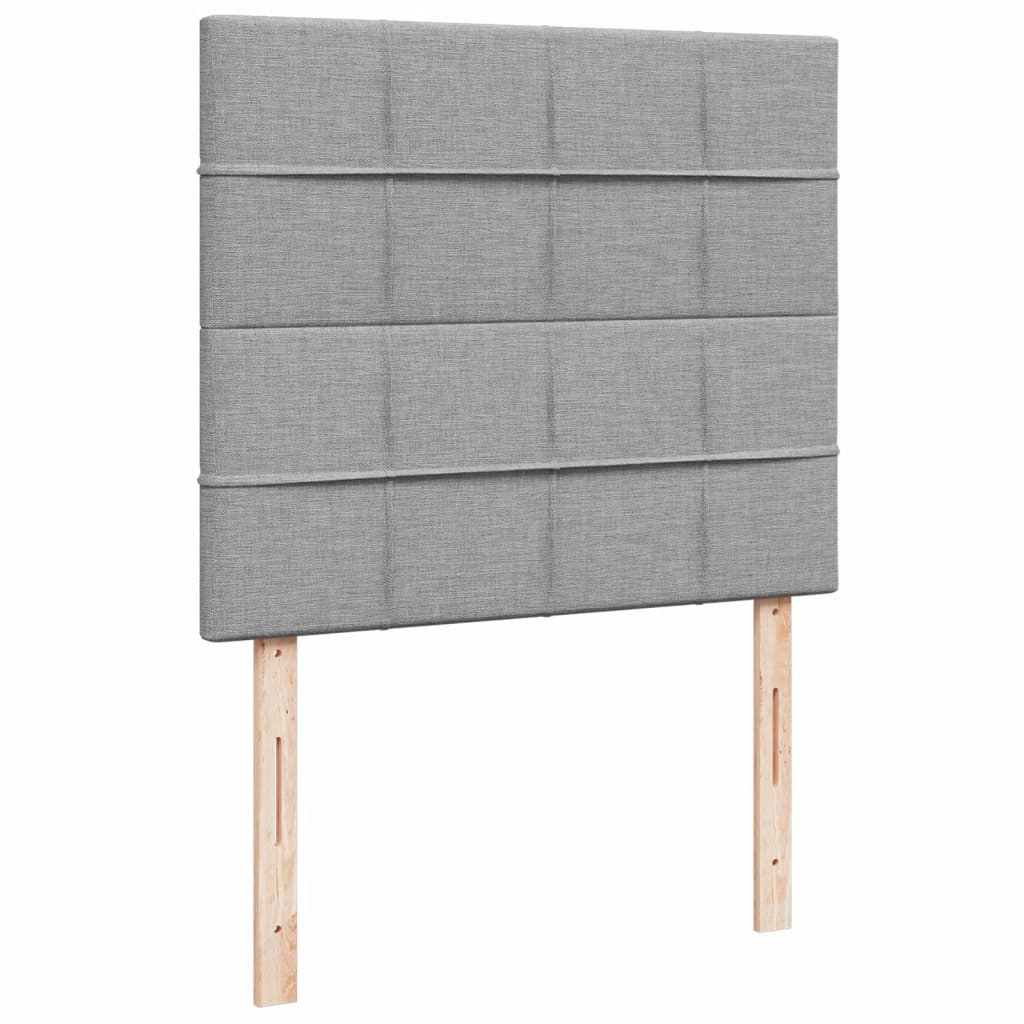 vidaXL Boxspring postelja z vzmetnico svetlo siva 120x190 cm blago